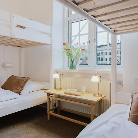 Nomad - Hotel